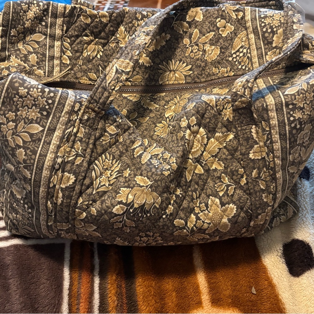 Vera Bradley RETIRED Brown and Cream Paisley Tote Bag JAVA BROWN